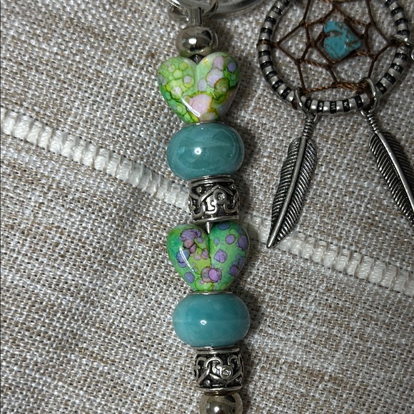 🌙 Boho Dreamcatcher Keychain – Turquoise & Green Beaded Charm 🌙 - Picture 7 of 8